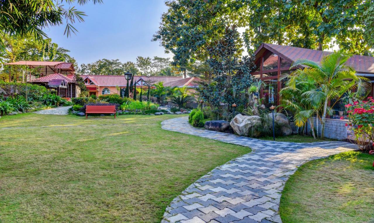 Treebo Premium Blue Mountain Country Club And Resort Shiliguri Exterior foto