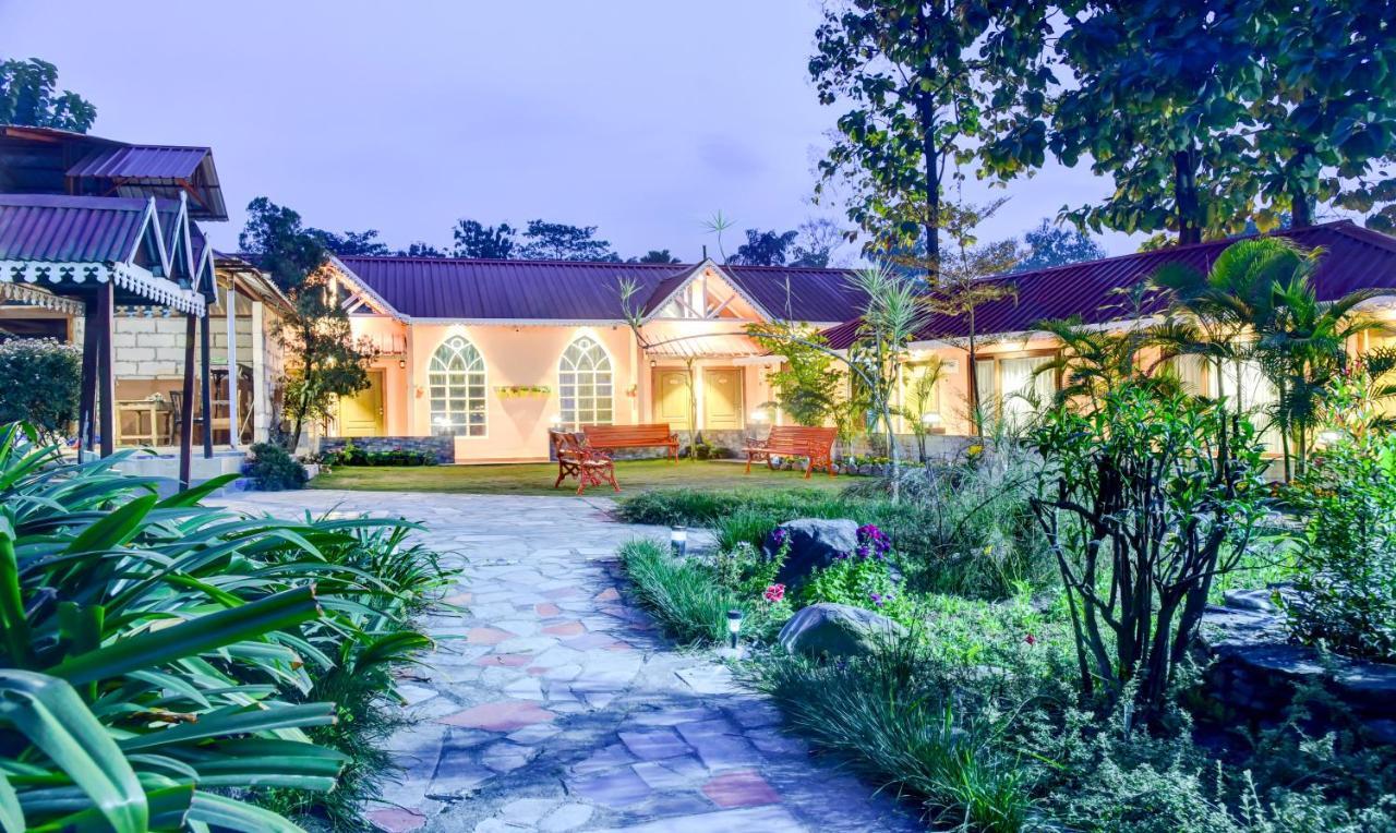 Treebo Premium Blue Mountain Country Club And Resort Shiliguri Exterior foto